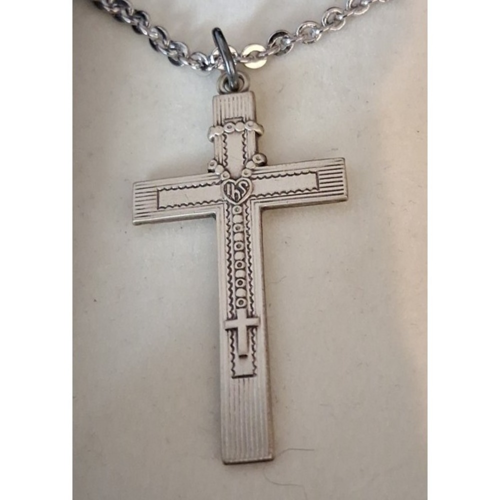 New Sterling Silver Rosary Cross Necklace with 20" chain‎